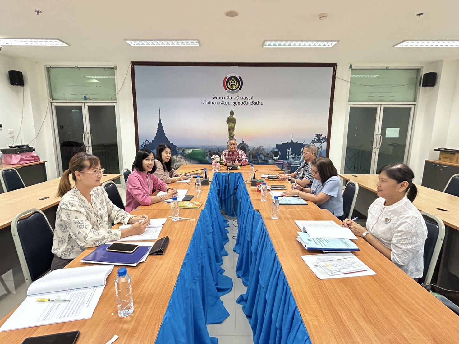 พช.น่าน ประชุมคณะทำงานพิจารณาข้อตกลงการปฏิบัติราชการและตัวชี้วัดการประเมินผลการปฏิบัติราชการ