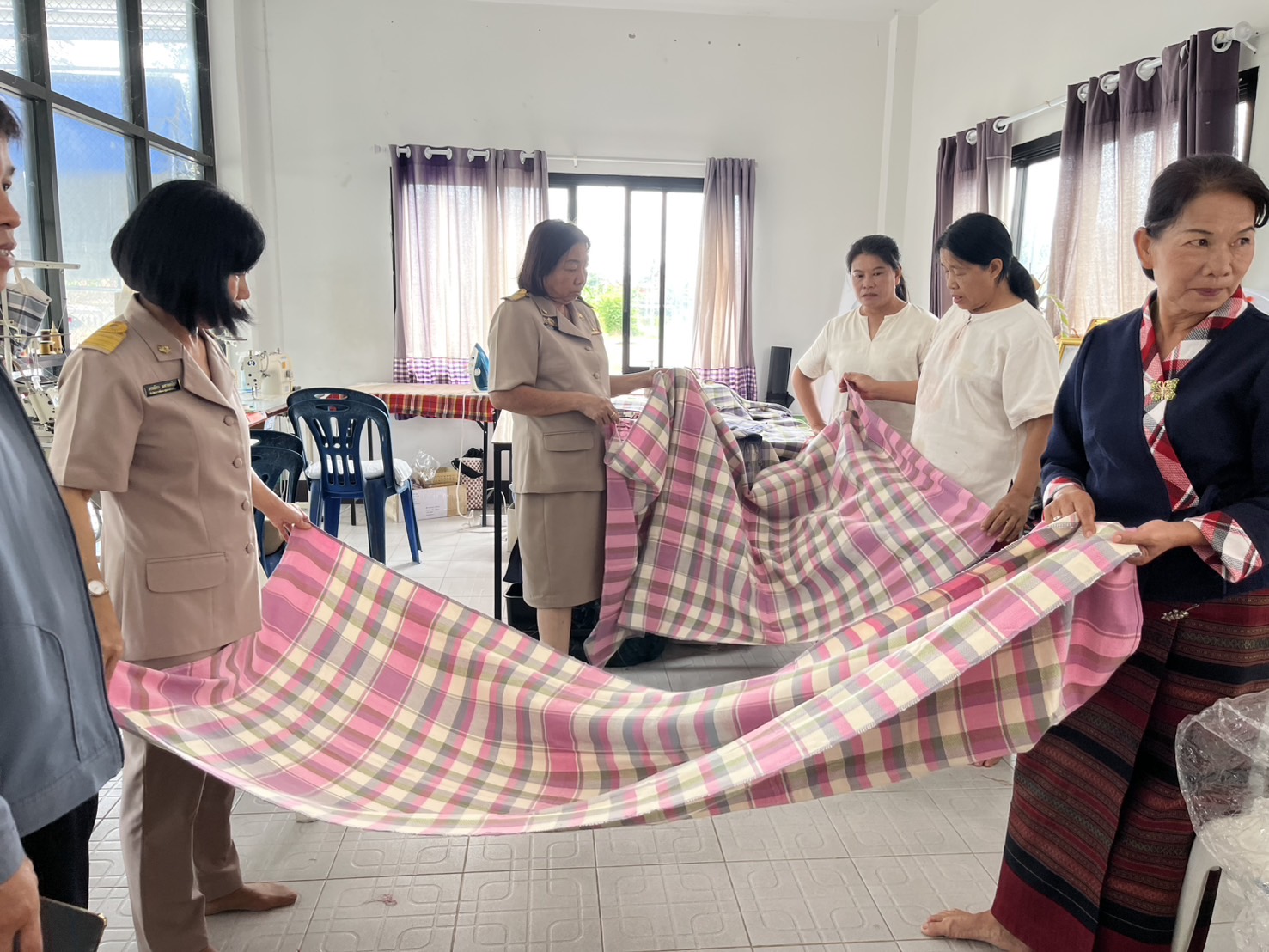 พช.น่าน ลงพื้นที่ติดตามการขับเคลื่อน “สารสนเทศตำบลต้นแบบเพื่อพัฒนาคุณภาพชีวิต” ตำบลดู่ใต้