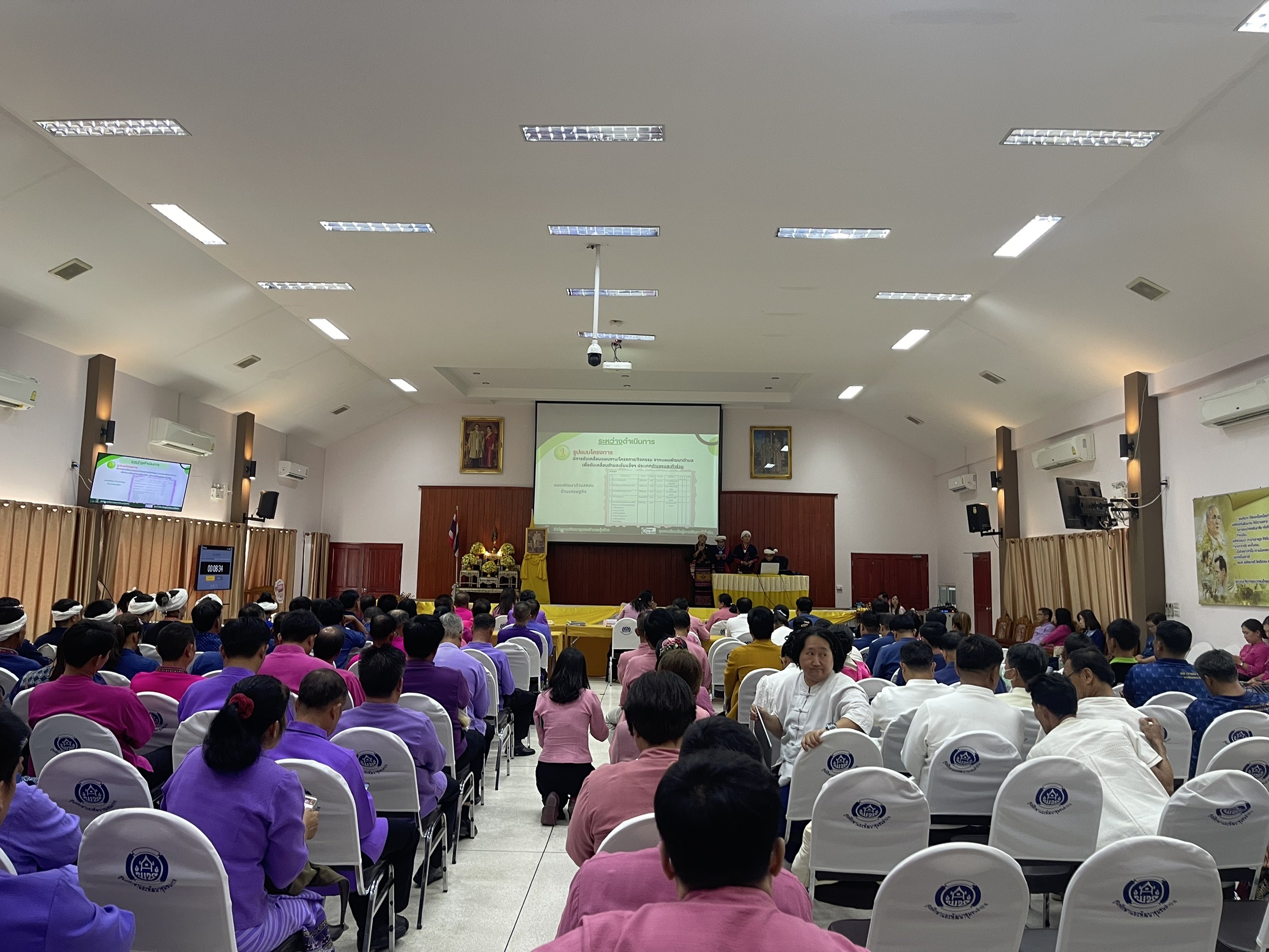 พช.น่าน นำผู้นำชุมชน ตำบลงอบ อำเภอทุ่งช้าง ร่วมนำเสนอความสำเร็จโครงการสร้างความมั่นคงทางอาหาร ในงานมหกรรมผู้นำการเปลี่ยนแปลงระดับศูนย์ฯ ลำปาง