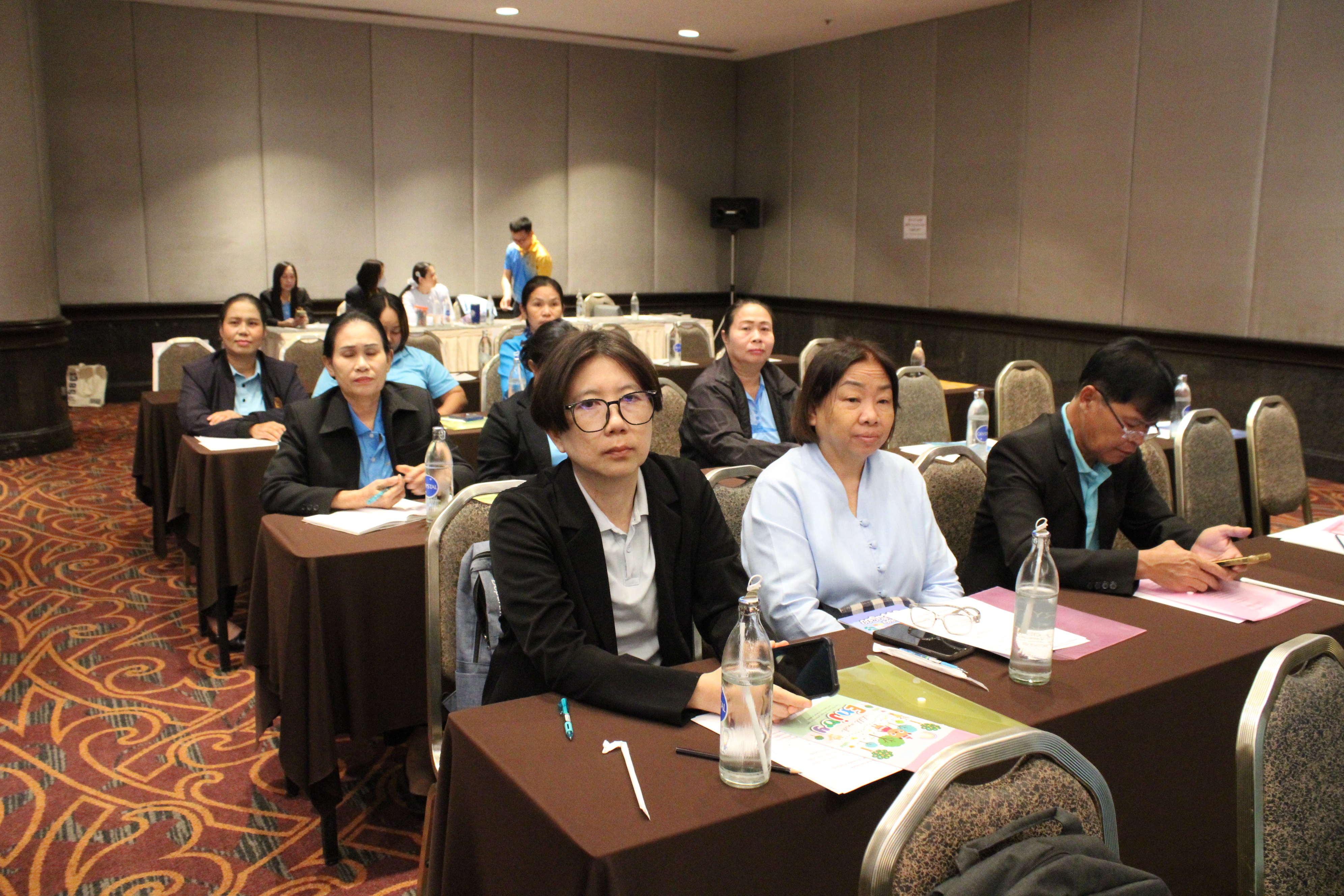 จังหวัดน่าน เตรียมความพร้อมรับพระราชทานเงินขวัญถุงกองทุนแม่ของแผ่นดิน “ก้าวสู่ทศวรรษที่ 3 อ้อมกอดของแม่” ประจำปี 2568