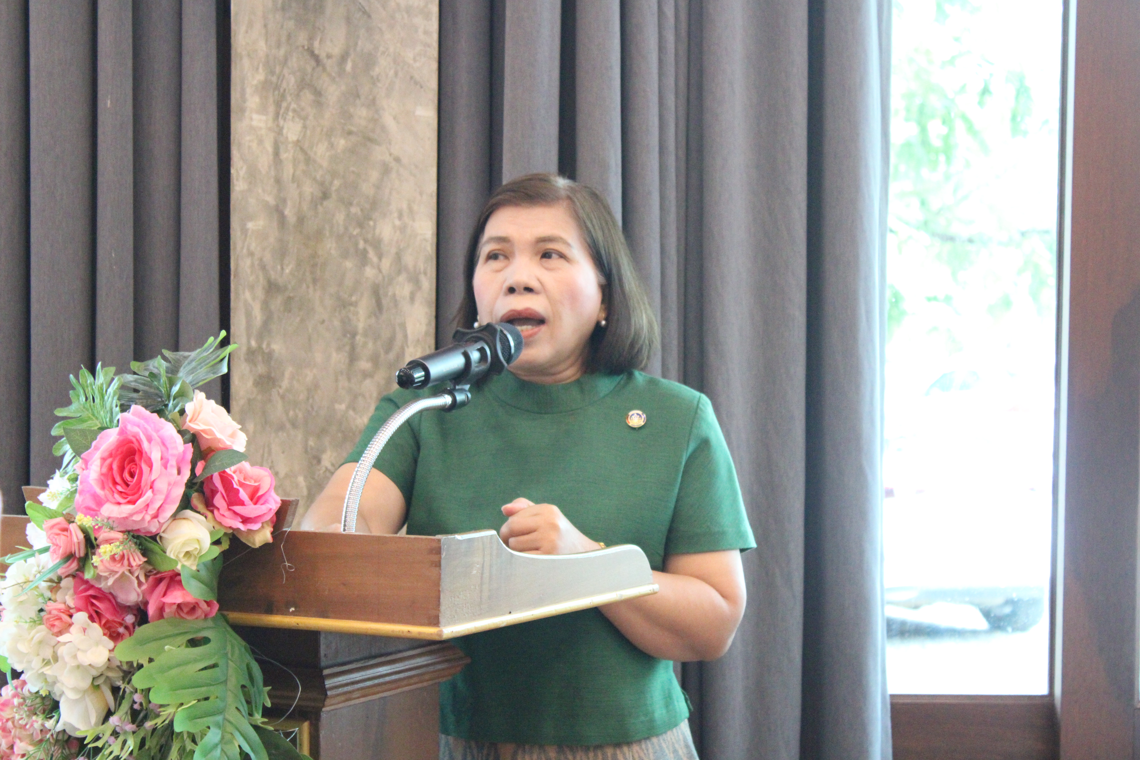 จังหวัดน่าน จัดกิจกรรมประกวดผ้าลายพระราชทาน “ผ้าลายศิริราชพัสตราภรณ์” และงานหัตถกรรมระดับจังหวัด ประจำปี 2568