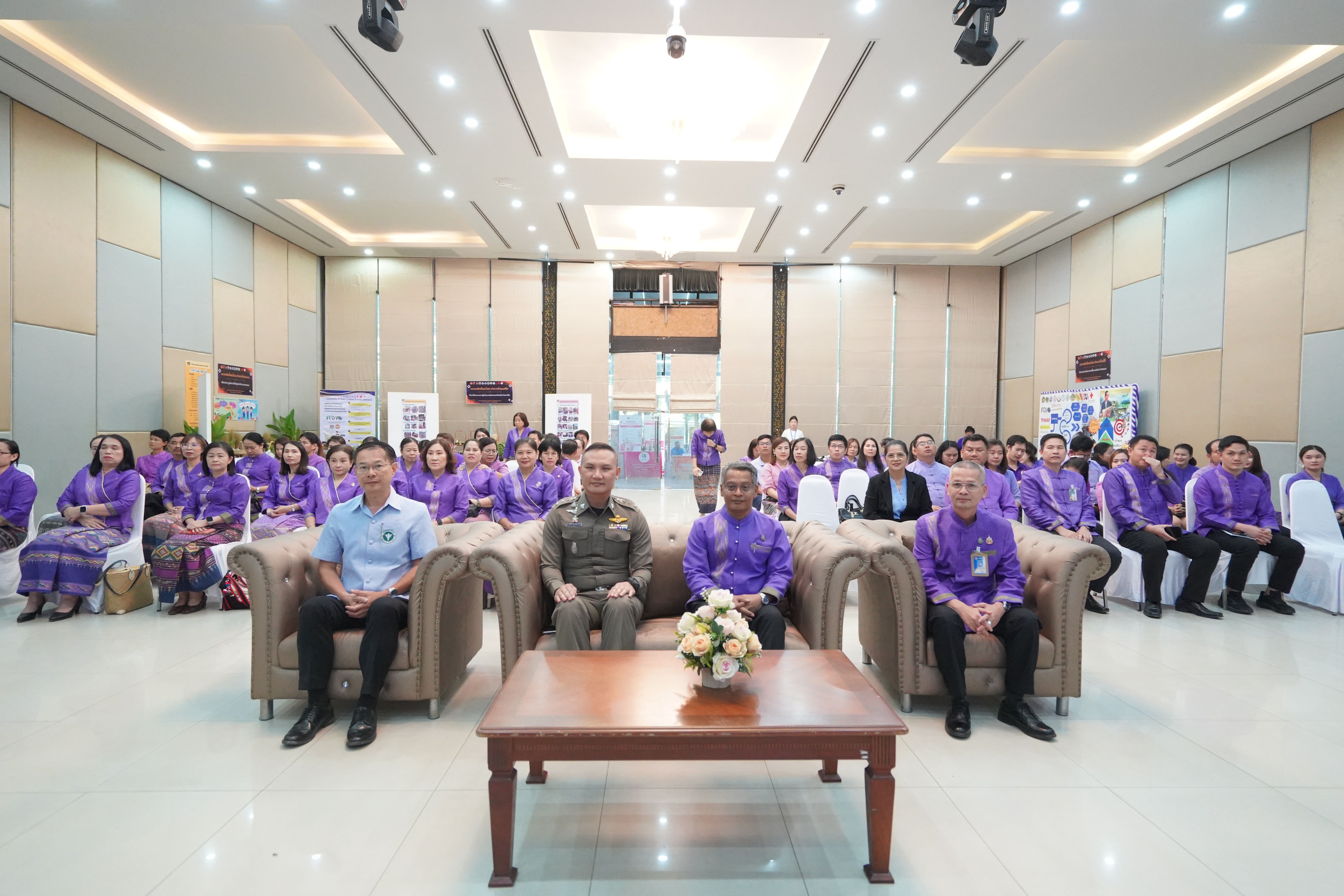 จังหวัดน่าน จัดมหกรรมความสำเร็จการพัฒนาคุณภาพชีวิตของประชาชน “แก้จน คนเมืองน่าน” ขับเคลื่อนสู่เป้าหมาย อยู่รอด พอเพียง ยั่งยืน