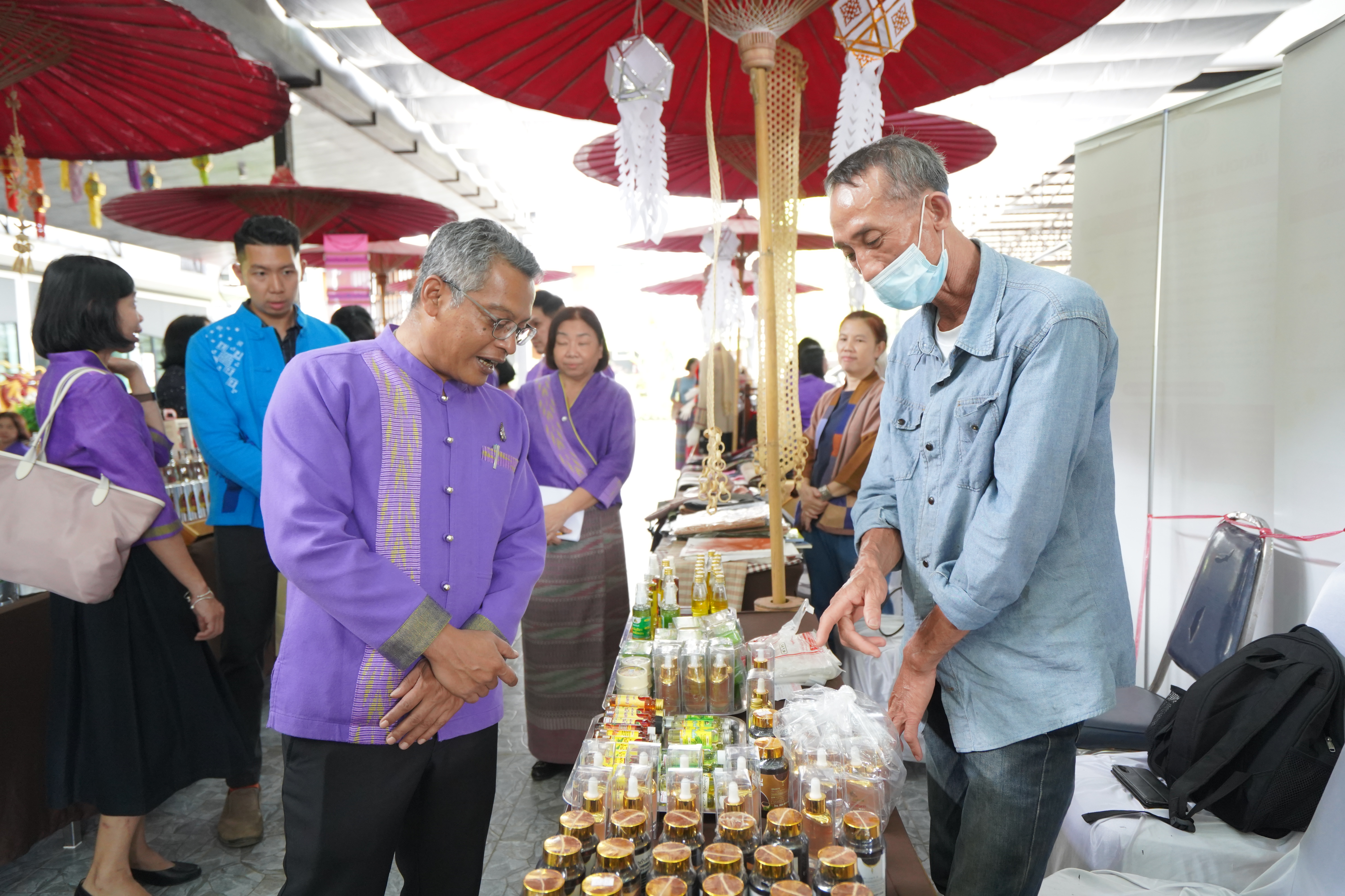 จังหวัดน่าน จัดมหกรรมความสำเร็จการพัฒนาคุณภาพชีวิตของประชาชน “แก้จน คนเมืองน่าน” ขับเคลื่อนสู่เป้าหมาย อยู่รอด พอเพียง ยั่งยืน